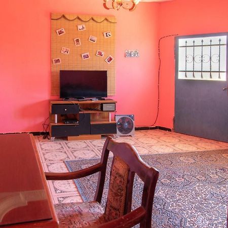 Bedouin Pink Ecohouse Bed & Breakfast Wadi Musa Exterior photo