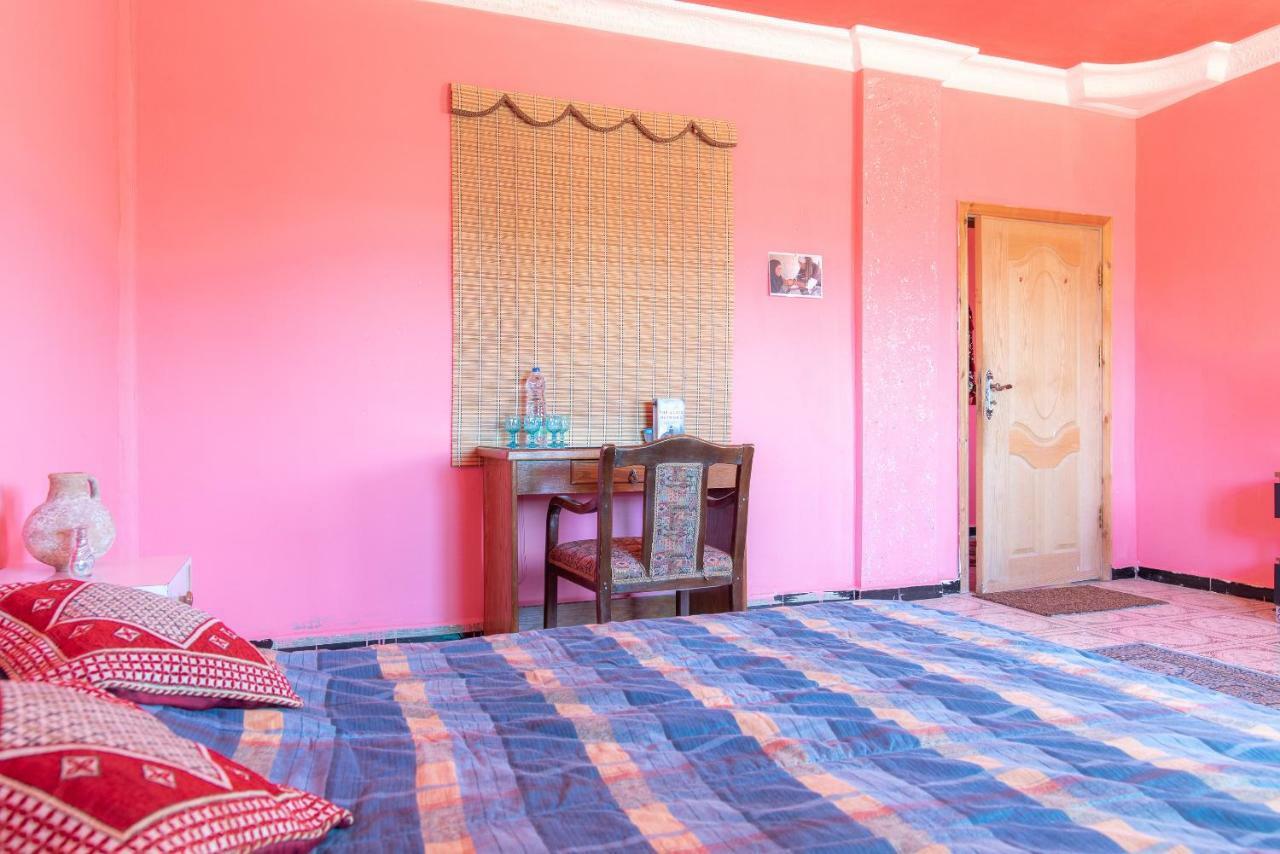 Bedouin Pink Ecohouse Bed & Breakfast Wadi Musa Exterior photo