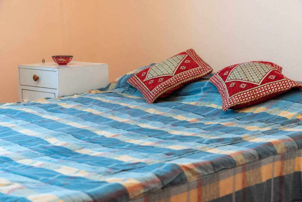 Bedouin Pink Ecohouse Bed & Breakfast Wadi Musa Exterior photo